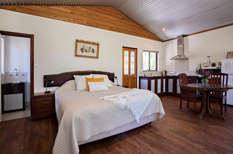 Silversprings Spa Retreat Pet Friendly Cottages And Glampings Metricup Exterior foto