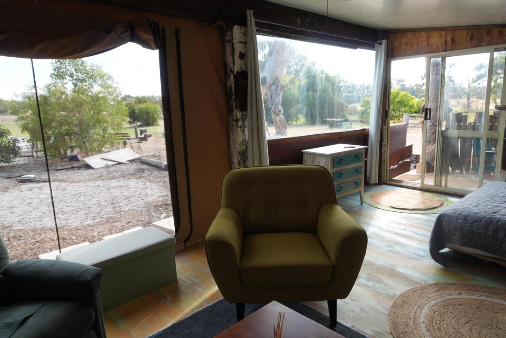 Silversprings Spa Retreat Pet Friendly Cottages And Glampings Metricup Exterior foto