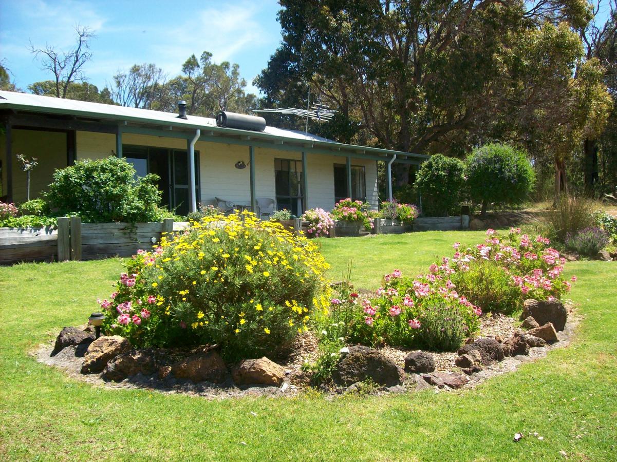 Silversprings Spa Retreat Pet Friendly Cottages And Glampings Metricup Exterior foto