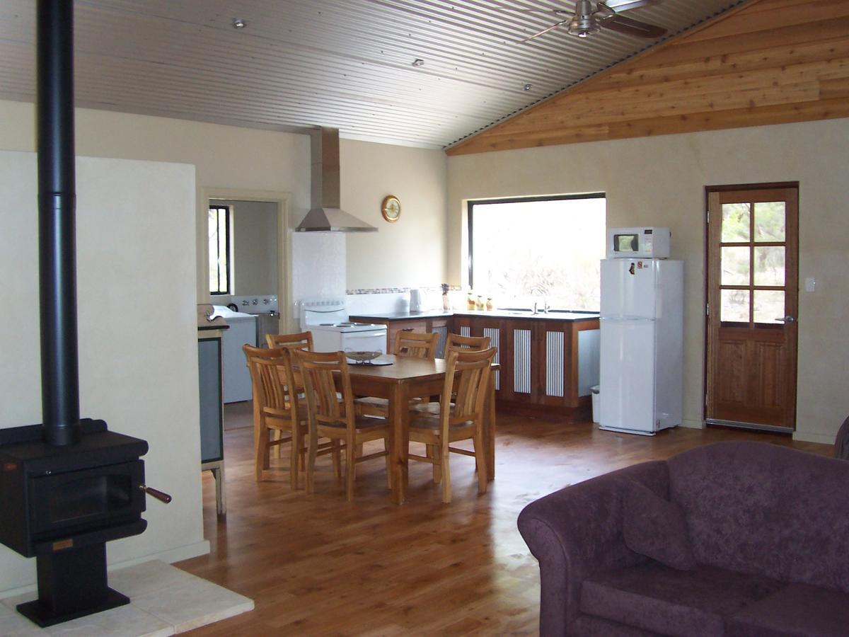 Silversprings Spa Retreat Pet Friendly Cottages And Glampings Metricup Exterior foto